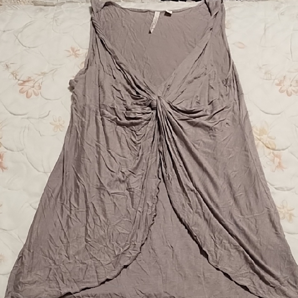 New York & Company Gray Tank Top
